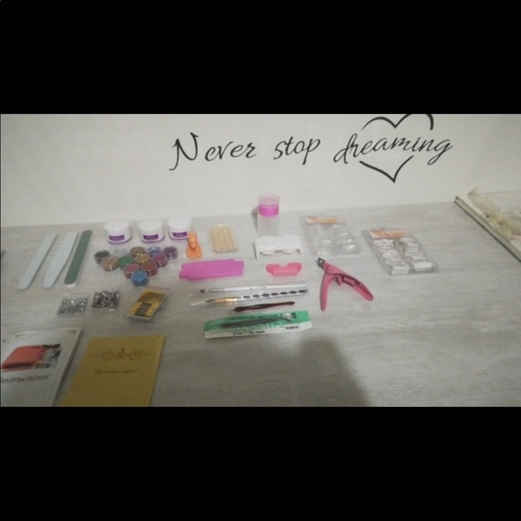 ✨Brand New Acrylic Nail Kit✨ - Picture 7 of 8